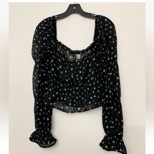 New H&M DIVIDED Crop Top Long Sleeve Black w/Gray Floral Print Size-M